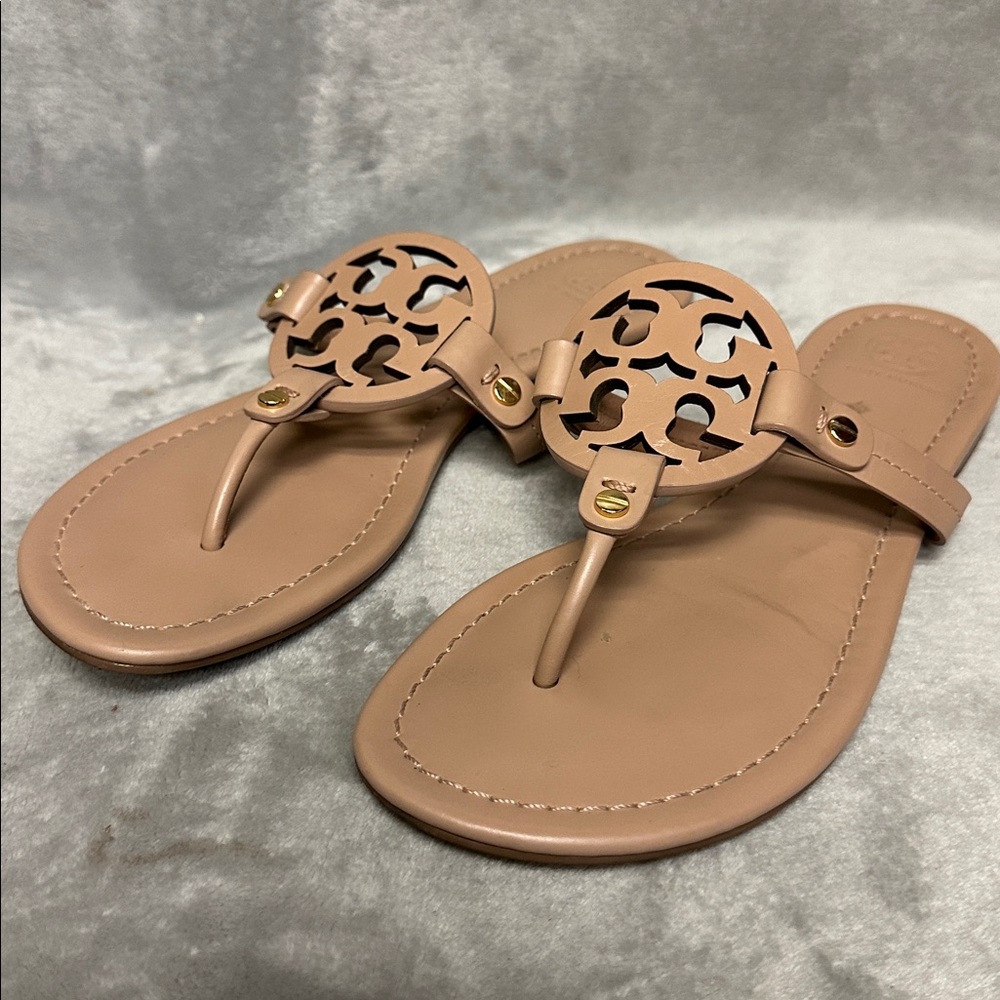 Tory Burch Miller Sandals Size 8.5 - Picture 3 of 8